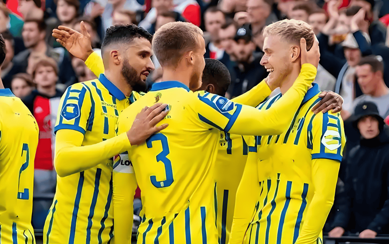 j9九游会官网 -风云突变！那不勒斯赛前队长鼓劲，荷甲版图或变，球迷炸锅，心理建设被强调的简单介绍